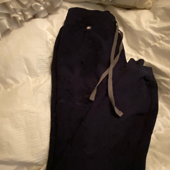 Navy blue figs Zamora joggers xs worn once - Picture 1 of 1